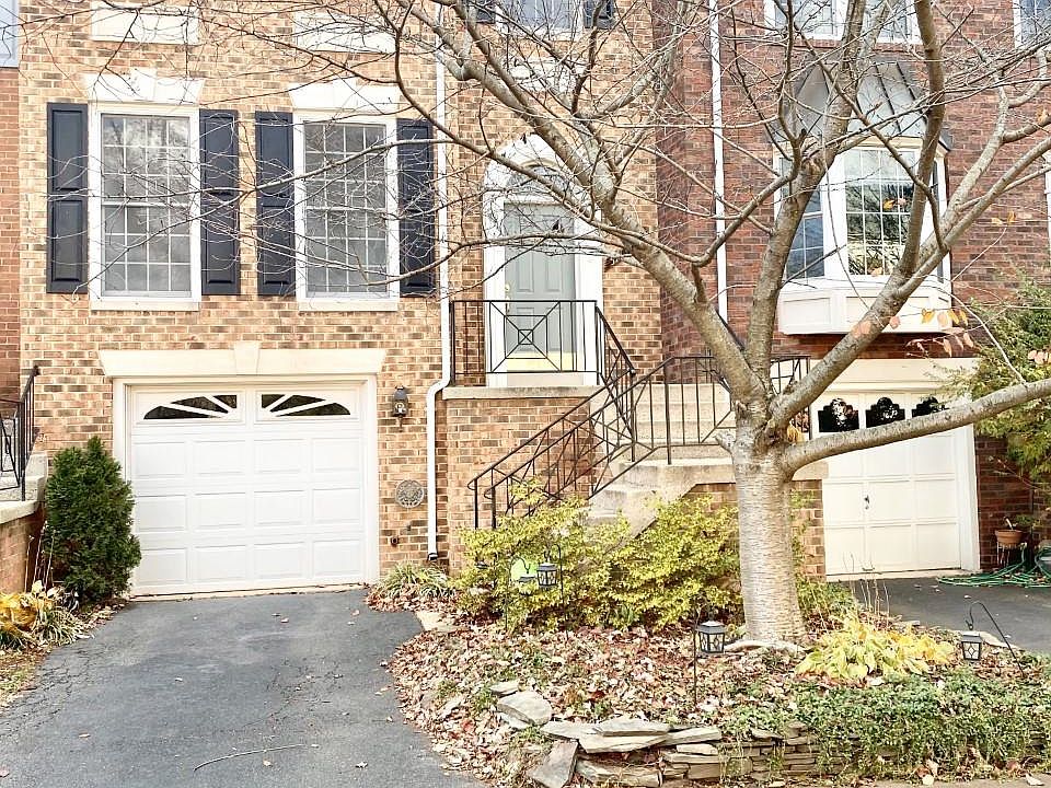 1st image of 5133 Woodfield Dr