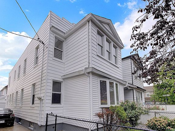 3rd image of 11515 95th Ave