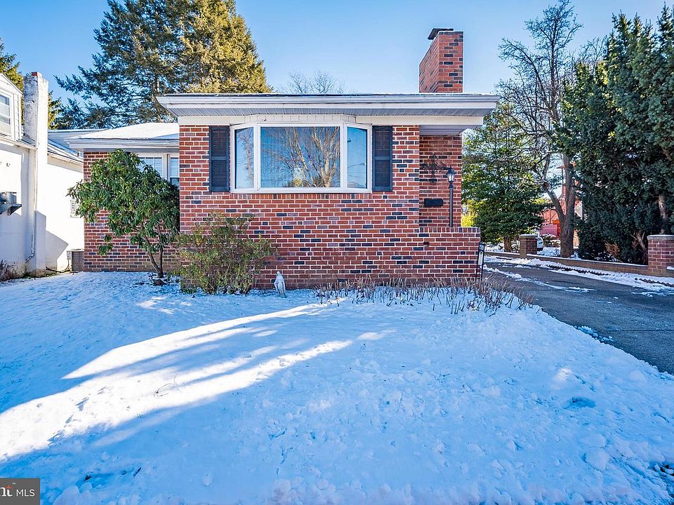 1st image of 7509 Dorcas St #11