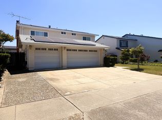 7030 Orchard Dr, Gilroy, CA 95020