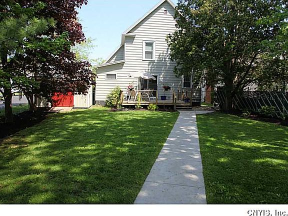 3rd image of 127 Ruhamah Ave