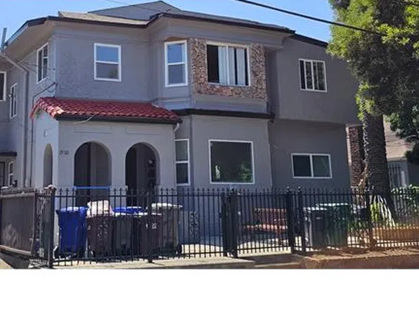 1932 Seminary Ave #4, Oakland, CA 94621