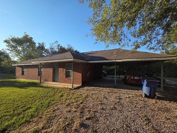 3rd image of 128 Homer Cir