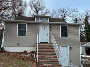 14 Shell Rd, Rocky Point, NY 11778