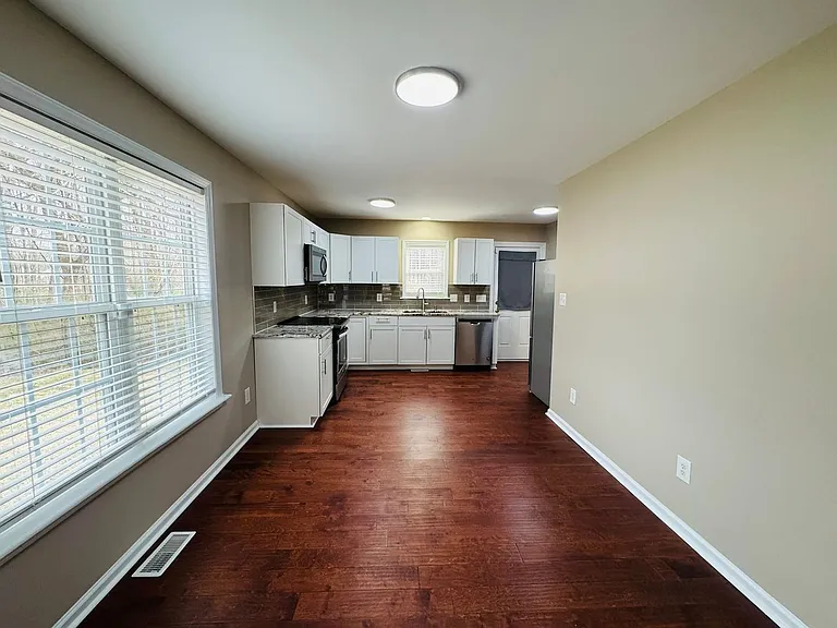 6904 Fox Haven Pl — Photo 5