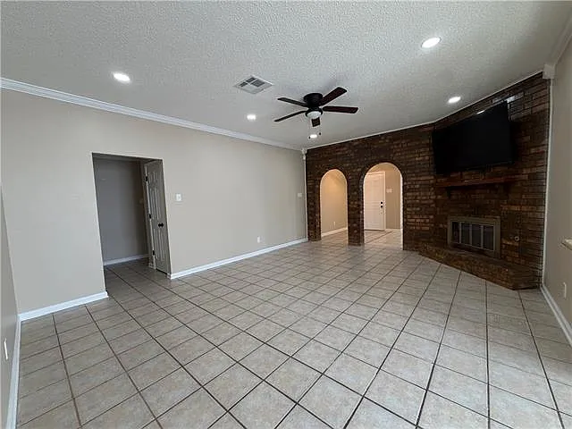 7820 Windward Ct — Photo 3