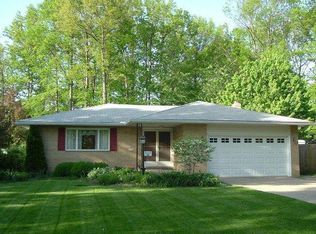 7045 E Jefferson Dr, Mentor, OH 44060