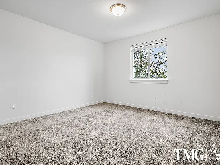 1017 SE 12th Ave — Photo 195