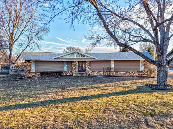 1 Old Orchard Ln, Streator, IL 61364
