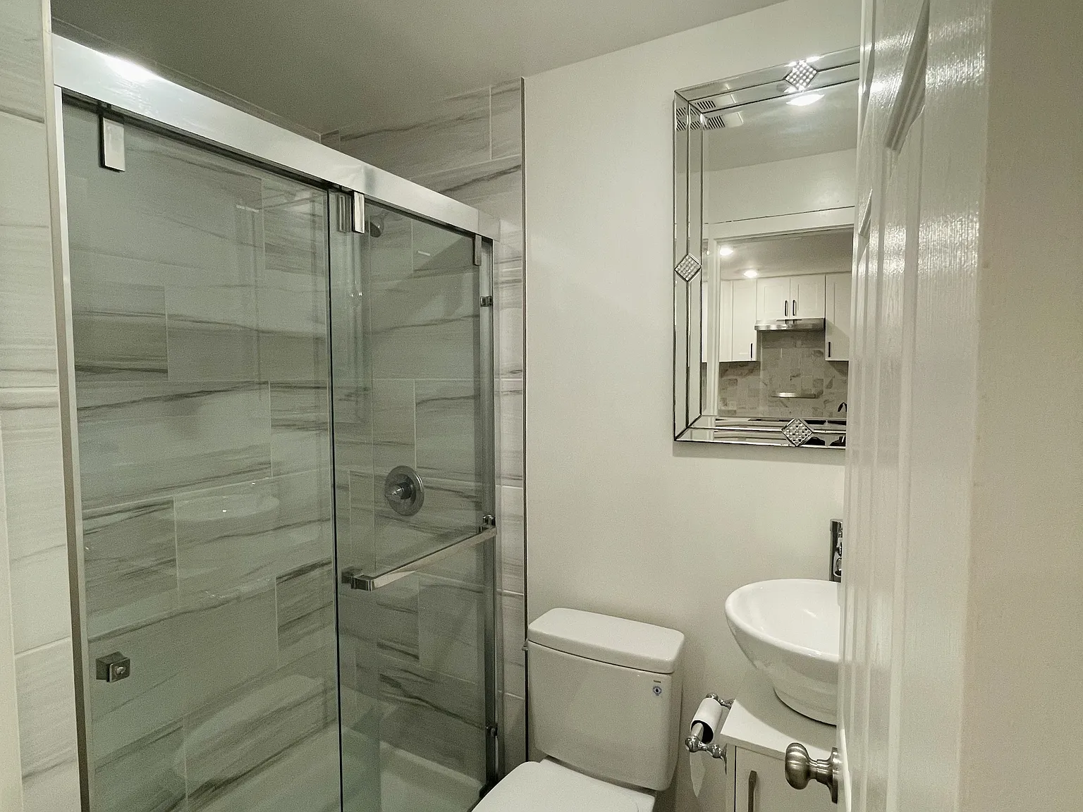 Studio, 225 sqft, $1,750 — Photo 2