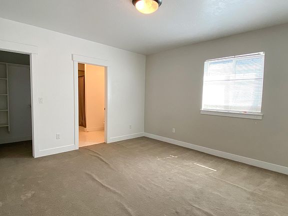 5th image of 2107 W Bamberger Dr