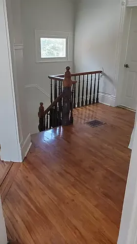 19 Albert St N Photo 1
