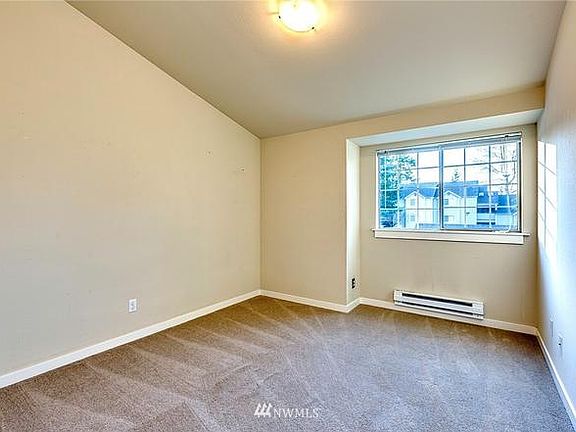 4th image of 1860 S 284th Ln APT M201