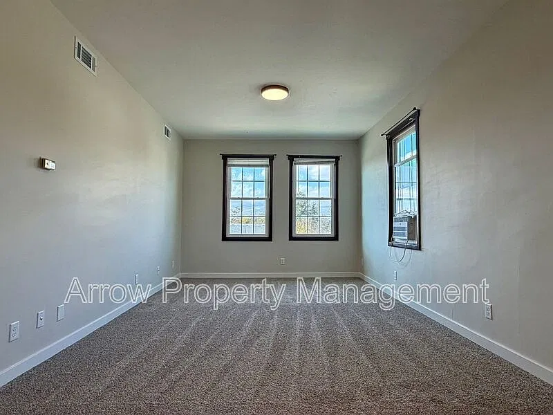 1 bed, 1.0 bath, 550 sqft, $775 — Photo 3