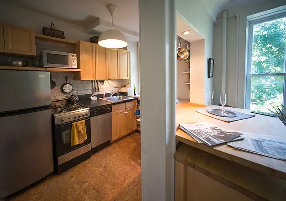 Rented by Space Consultant | media 32