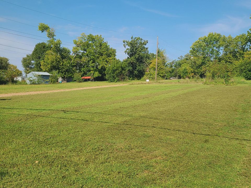 2nd image of 7889 Townsend Rd