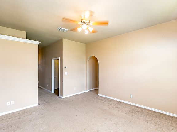 2nd image of 3809 Los Arroyos Dr