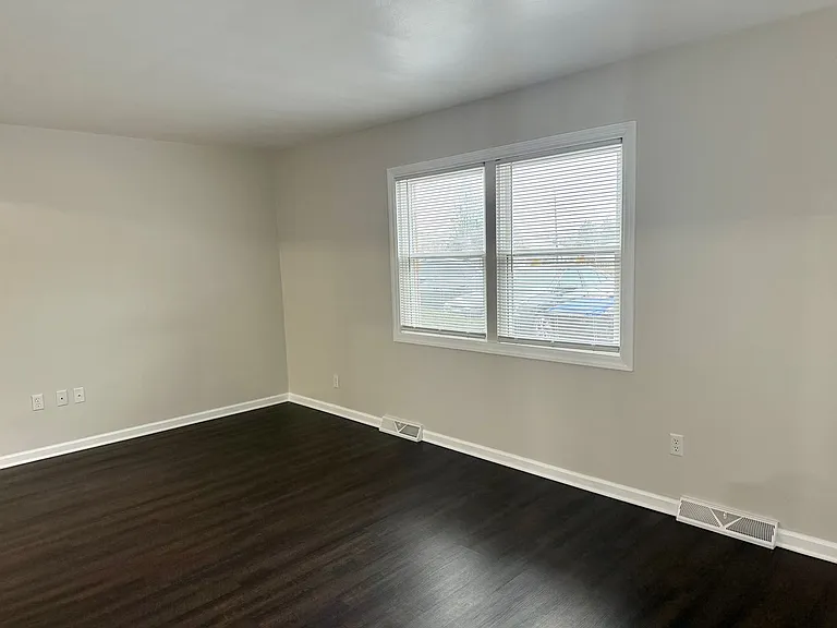 2904-2910 Tamarack Dr — Photo 16