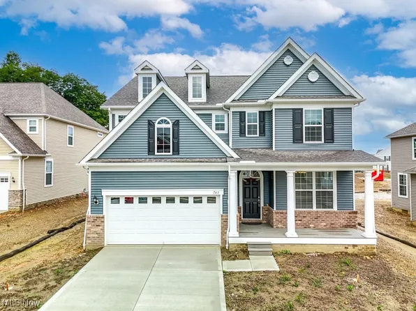 765 River Run Rd, Aurora, OH 44202