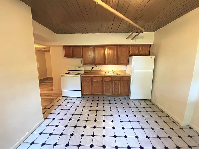 Friendship - Apartments For Rent In Pittsburgh — Photo 7