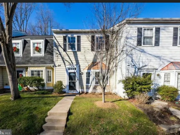 2952 Cyrandall Valley Rd, Oakton, VA 22124