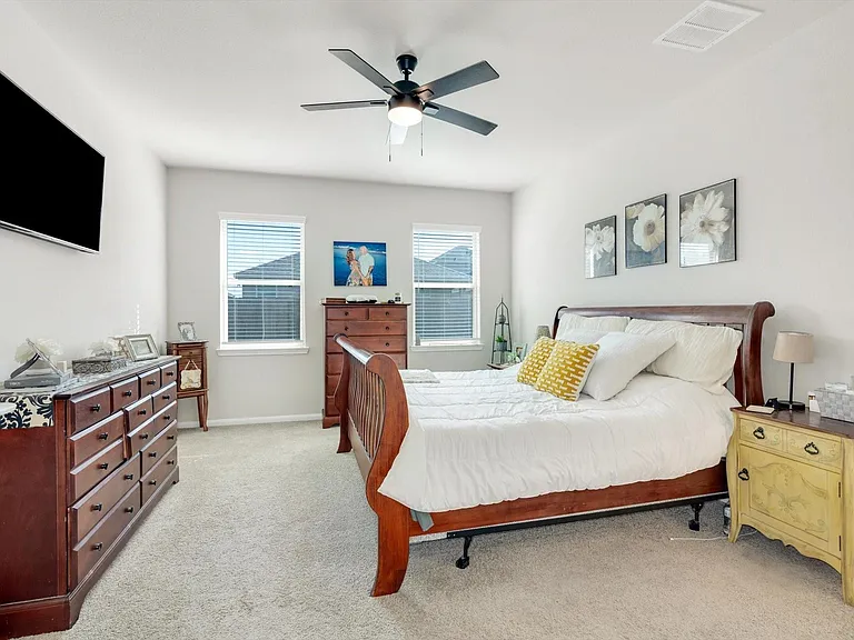 8426 Moonlight Bay Cir — Photo 20