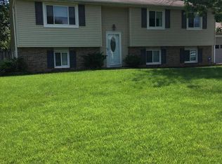 7025 Bedrock Rd, Alexandria, VA 22306