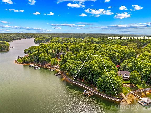 3rd image of 8460 Keven Cir