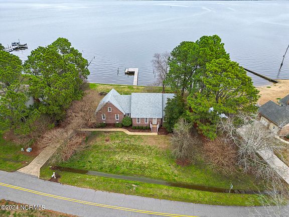 2nd image of 1022 Bateman Drive