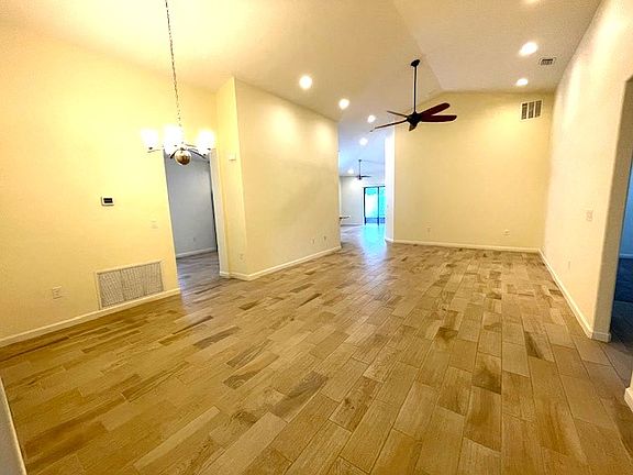 3rd image of 1295 Fuji Dr