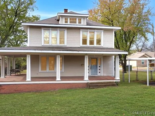 411 N Oak Ave, Tahlequah, OK 74464