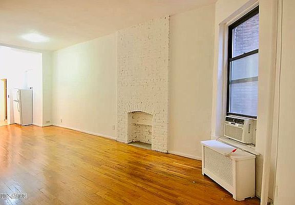 3rd image of 57 W 84th St APT 1G