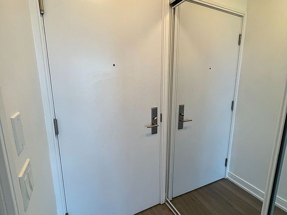 3rd image of 20 Thomas Riley Rd #608