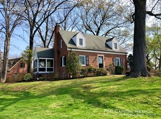 10305 Ridgemoor Dr, Silver Spring, MD 20901