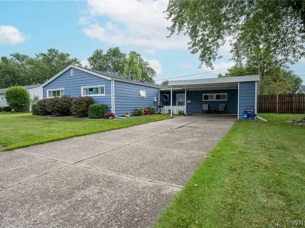21 Beverly Dr, Depew, NY 14043