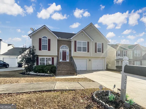 208 Hill Pine Rd, Fairburn, GA 30213