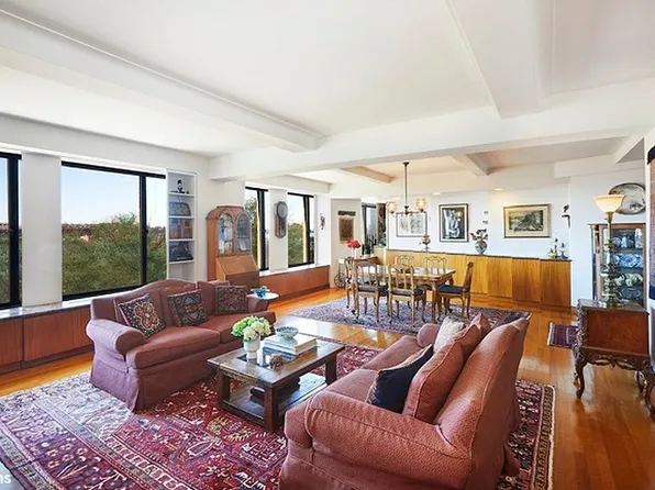 118 Riverside Dr #7D, New York, NY 10024