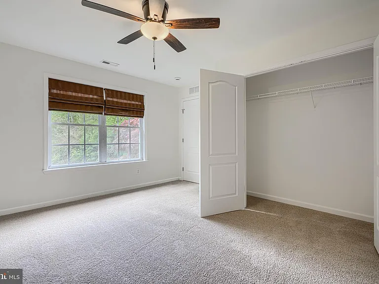 605 N Paradise Rd — Photo 24
