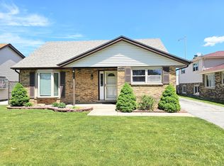 12827 S Blossom Dr, Alsip, IL 60803