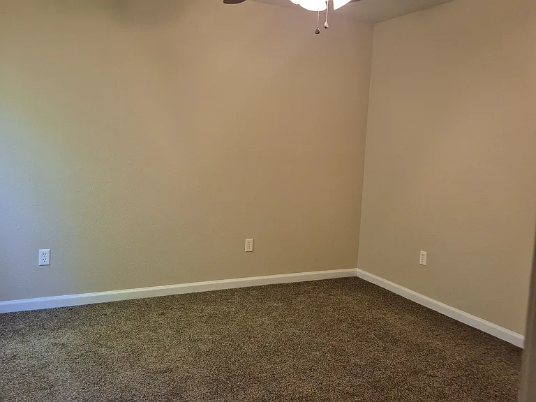 118 N Spruce St #1 — Photo 5