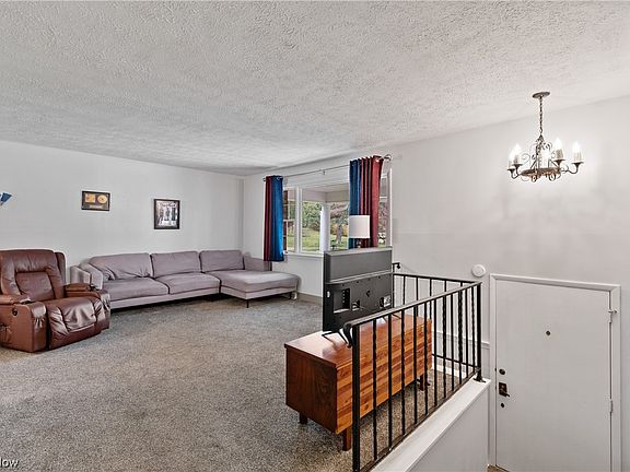 5th image of 116 Walnut Ave