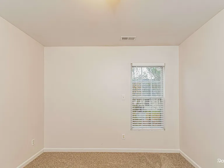 2855 Filbert St — Photo 6
