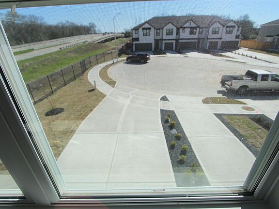 5th image of 27802 Western Creek Ct
