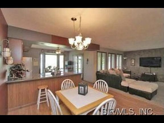 2nd image of 1227 Chancellor Dr