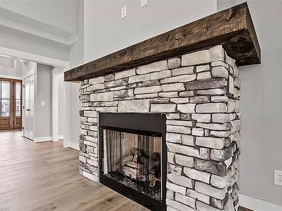 5th image of 5060 Harvestview Dr