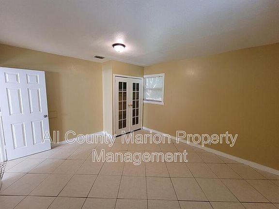 5th image of 3914 SE 17th Ave #B