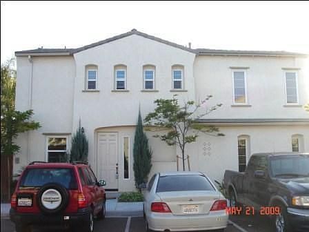 2nd image of 2406 Wisteria Way