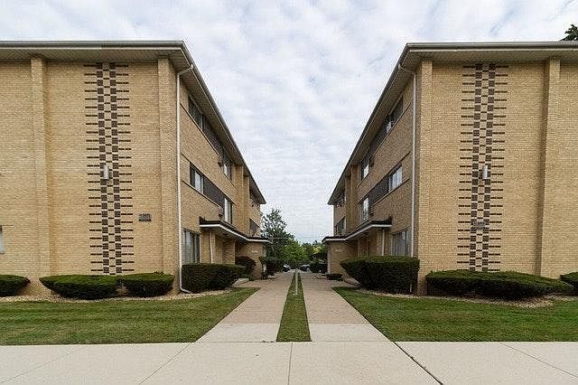 1st image of 11037 S Homewood Ave