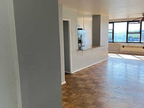 2nd image of 10 Huron Ave