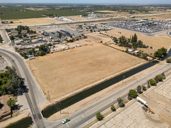 50 S Hughes Ave, Fresno, CA 93706